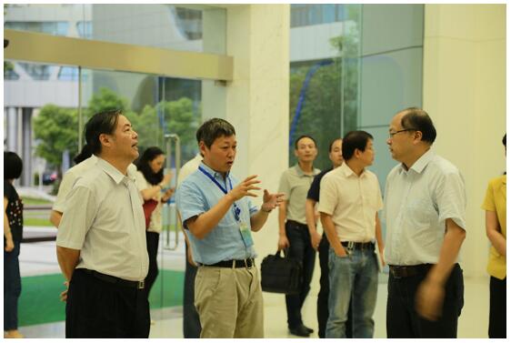 �������˴�ί�Ḩ�����ٺ��˹��ʴ����߿Ƶ��й���